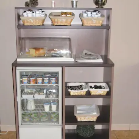 La Sterne סן-ז'יל-קרואה-דה-וי