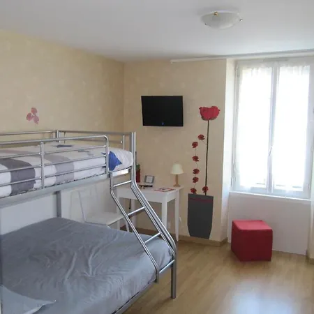 La Sterne סן-ז'יל-קרואה-דה-וי