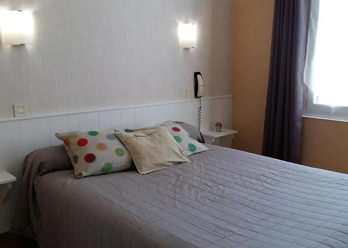 La Sterne 호텔 생 질 크루아 드 비